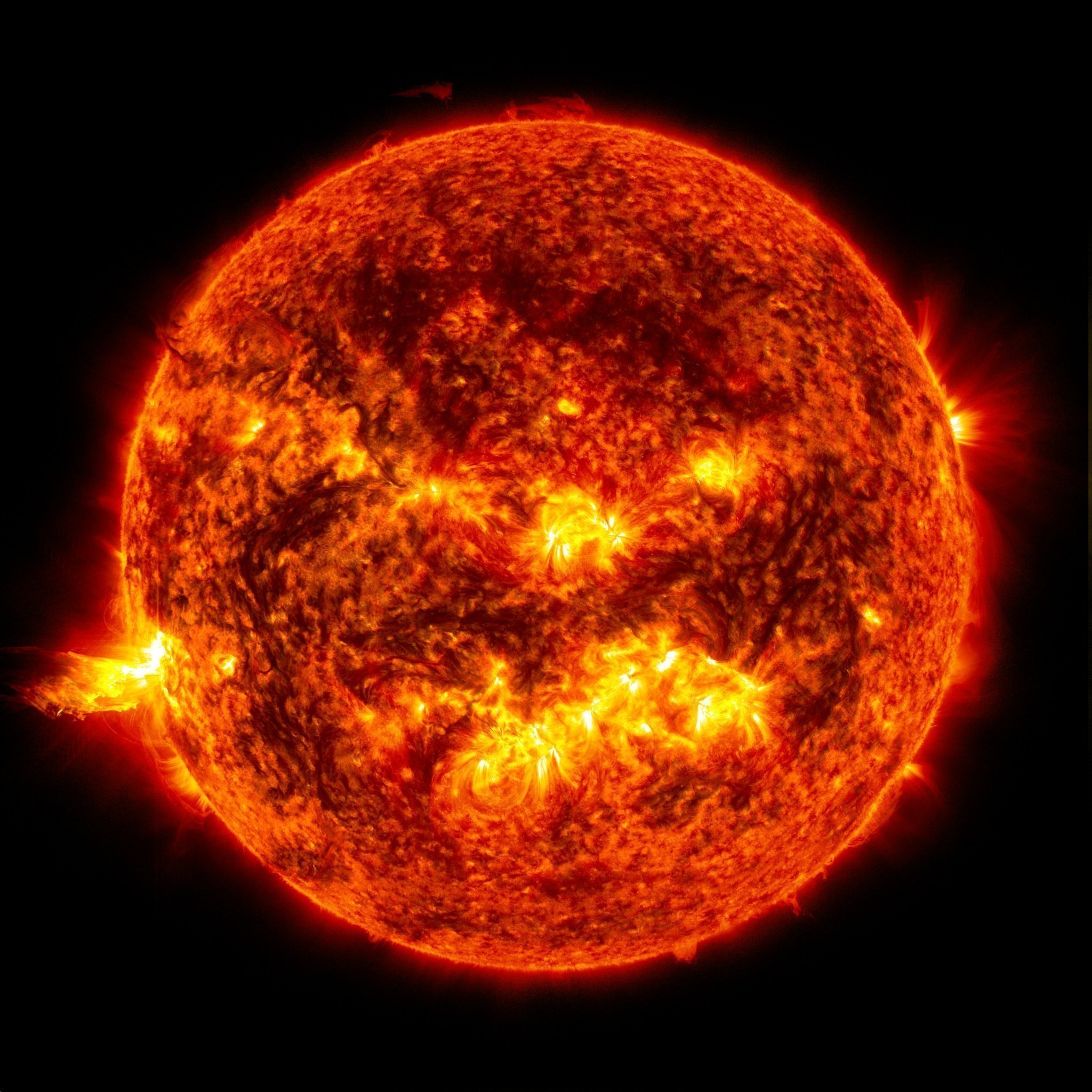Il ciclo solare cos'è e cosa accade al Sole? Passione Astronomia Il ciclo solare cos'è e cosa accade al Sole? Passione Astronomia