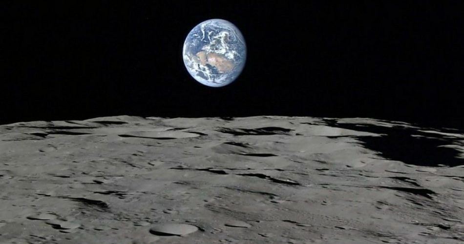 Terra vista dalla Luna