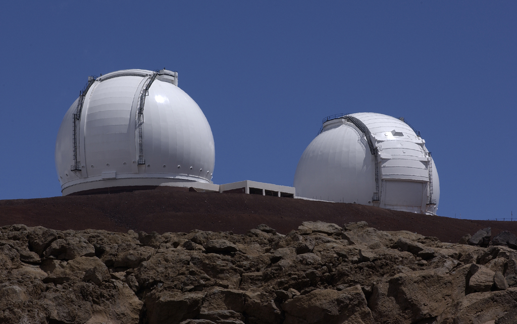 W. M. Keck Observatory. Credit: T. Wynne / JPL