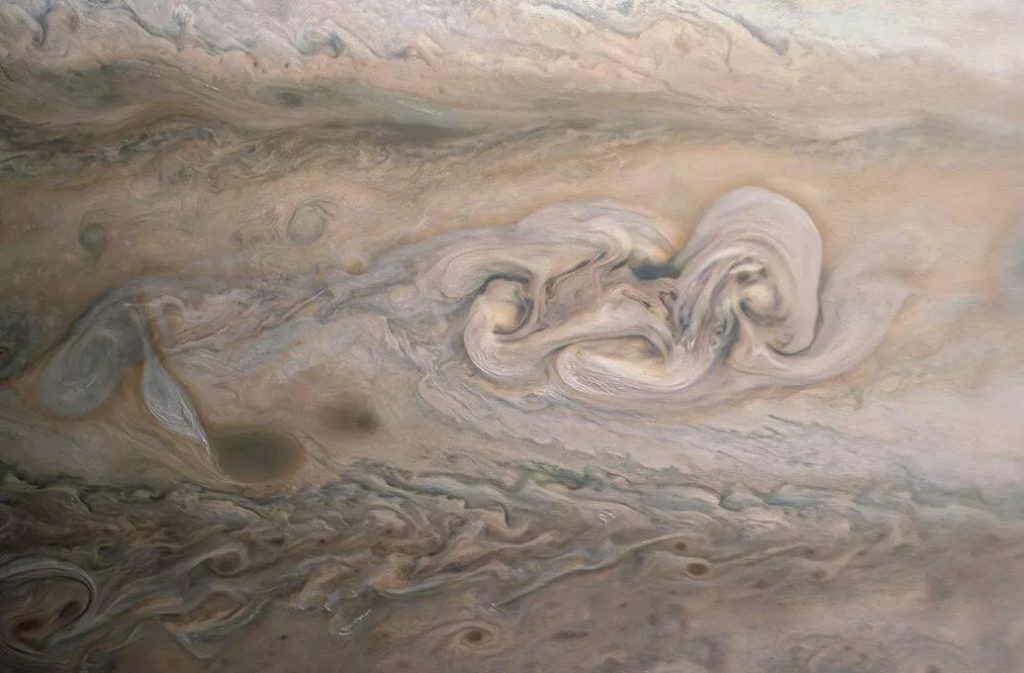 Come è cambiata la tempesta "Clyde's Spot" su Giove