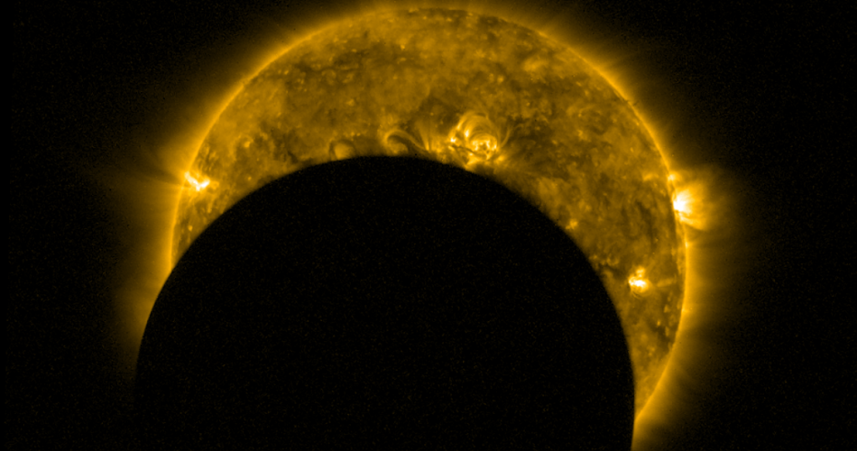 Eclissi di Sole dallo spazio