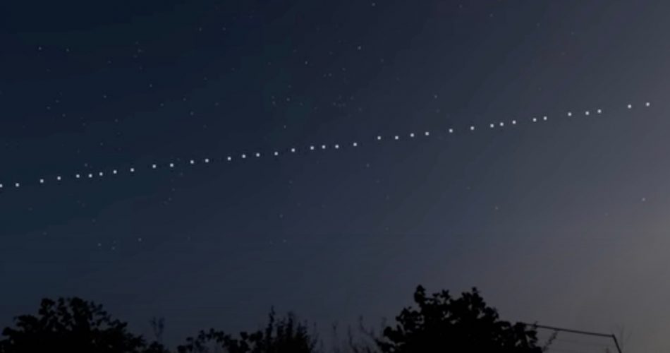 satelliti starlink in cielo