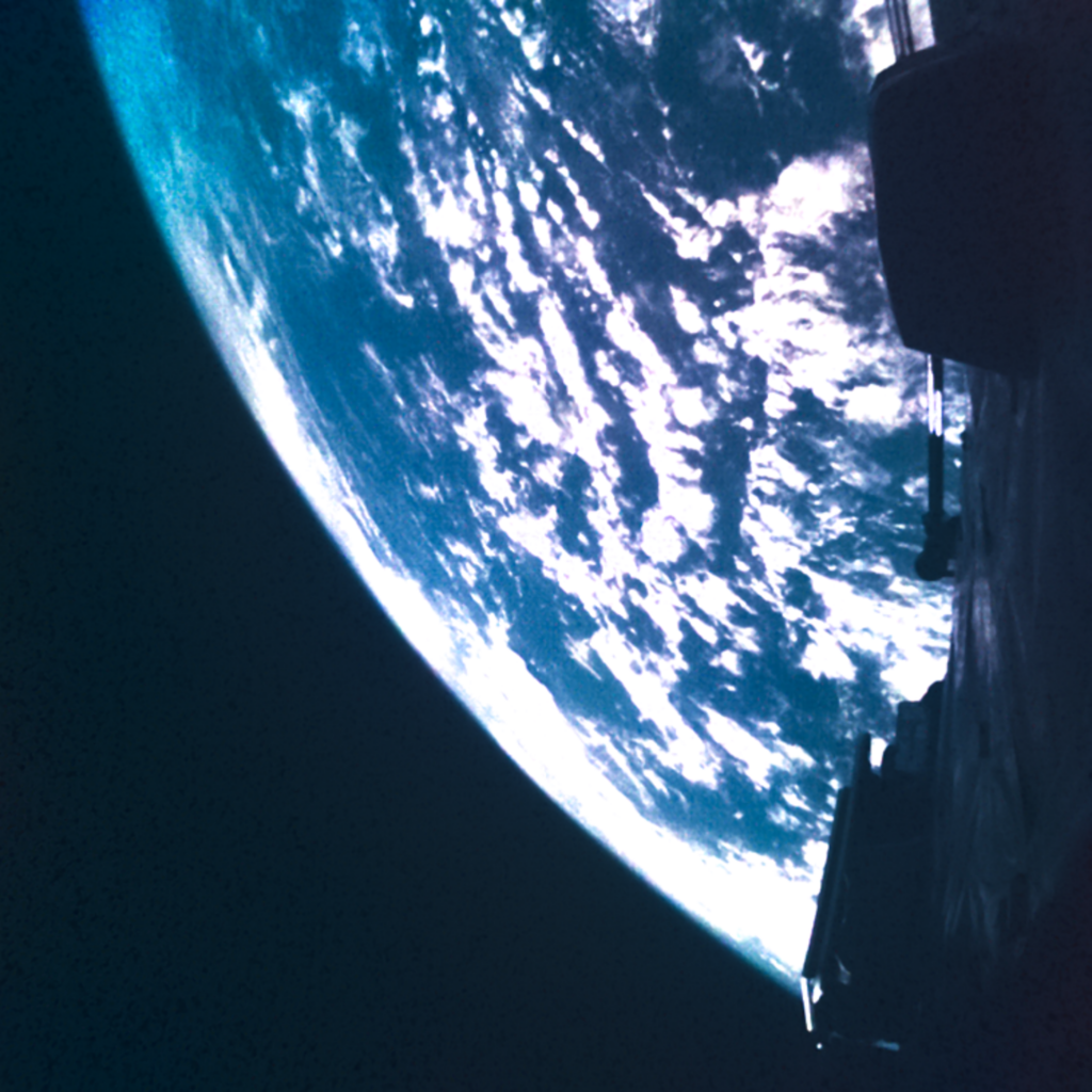 La Terra ripresa dalla sonda Juice