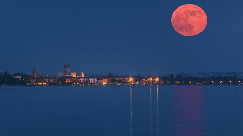 Luna piena, Sirmione