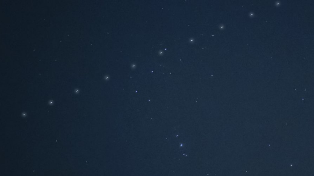 Starlink ripresi da