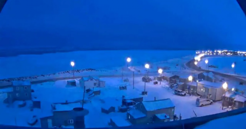 È iniziata la notte polare a Utqiaġvik, la città dell’Alaska non vedrà il Sole fino a gennaio 