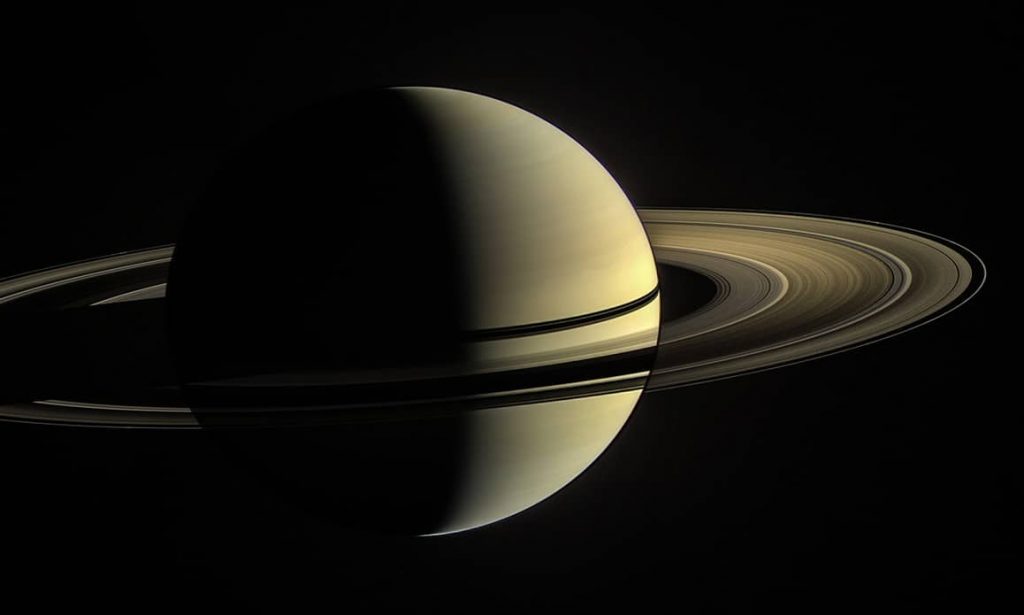 Saturno