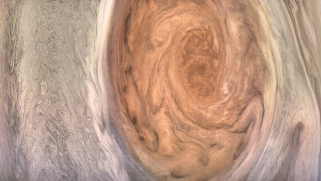 Inside Jupiter's Great Red Spot, watch the amazing real video