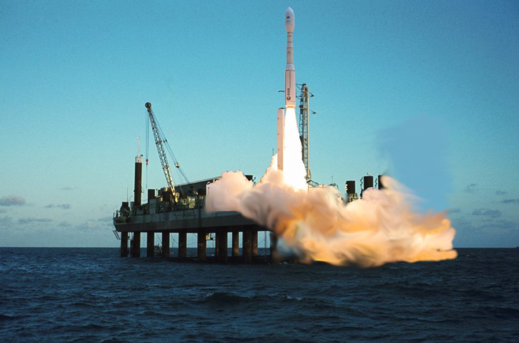 FOTOMONTAGGIO: il lancio di un Vega-c dal Centro Spaziale Luigi Broglio. Un prossimo futuro.
