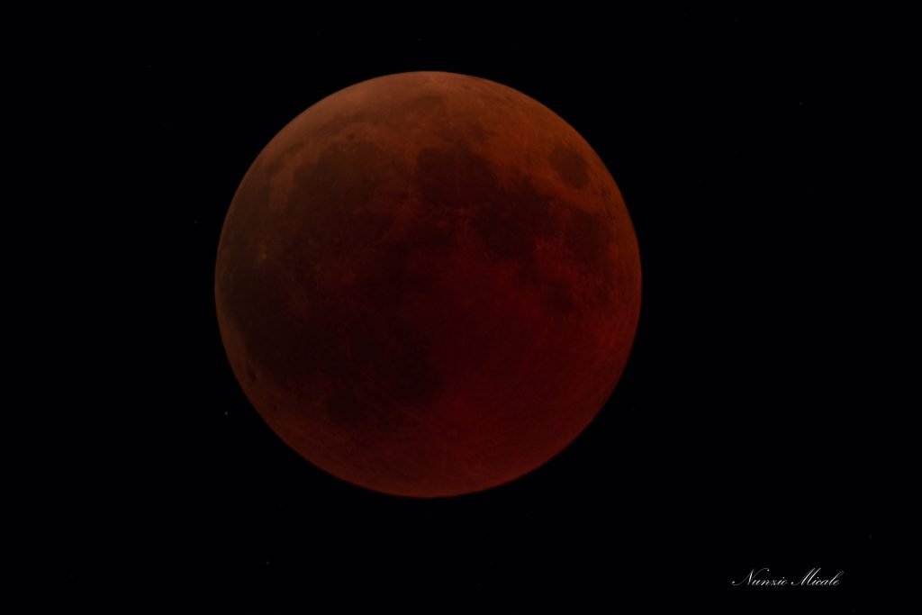 Eclissi totale di Luna