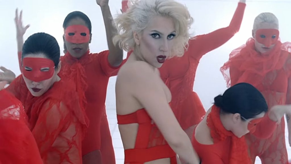 Perché quella canzone non se ne va dalla testa? La scienza degli earworm e del cervello in loop