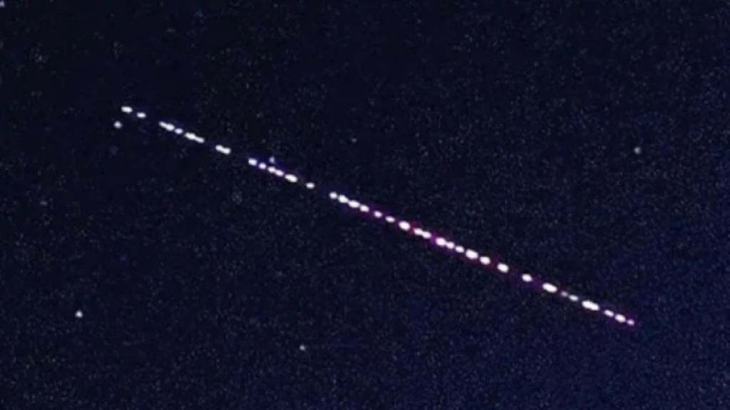 Trenino di satelliti Starlink