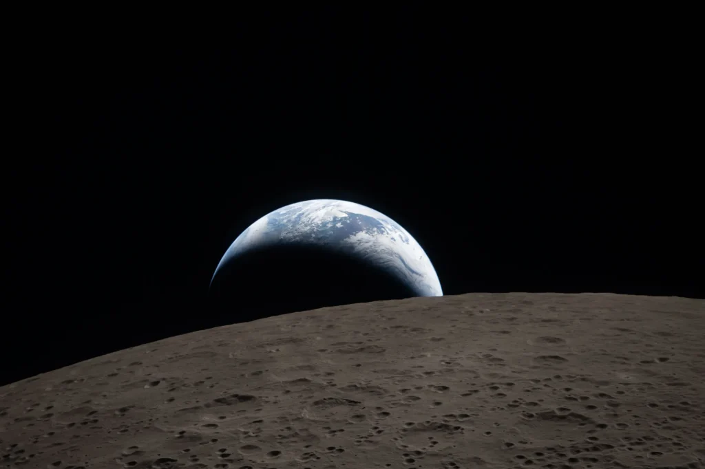 terra dietro la luna