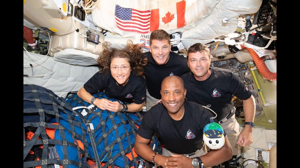 Artemis II crew