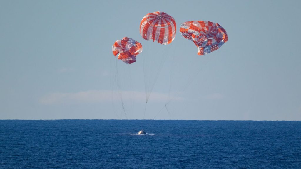 Artemis II splashdown