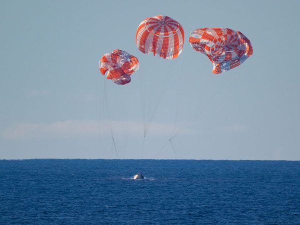 Artemis II splashdown