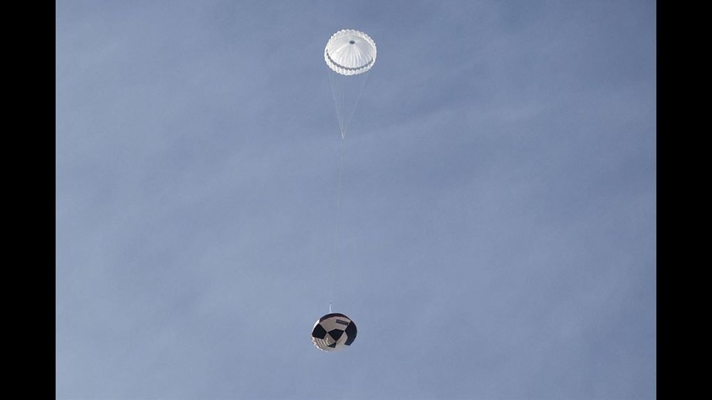 Dragonfly test paracadute