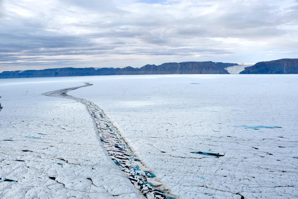 Ghiacciaio Petermann e iceberg