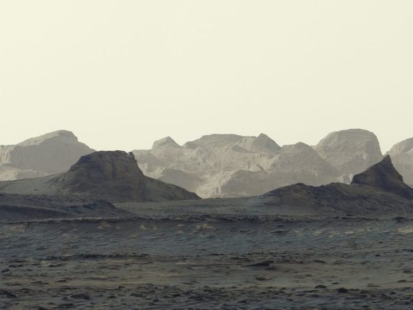 Curiosity ha immortalato una splendida alba marziana: il panorama reale